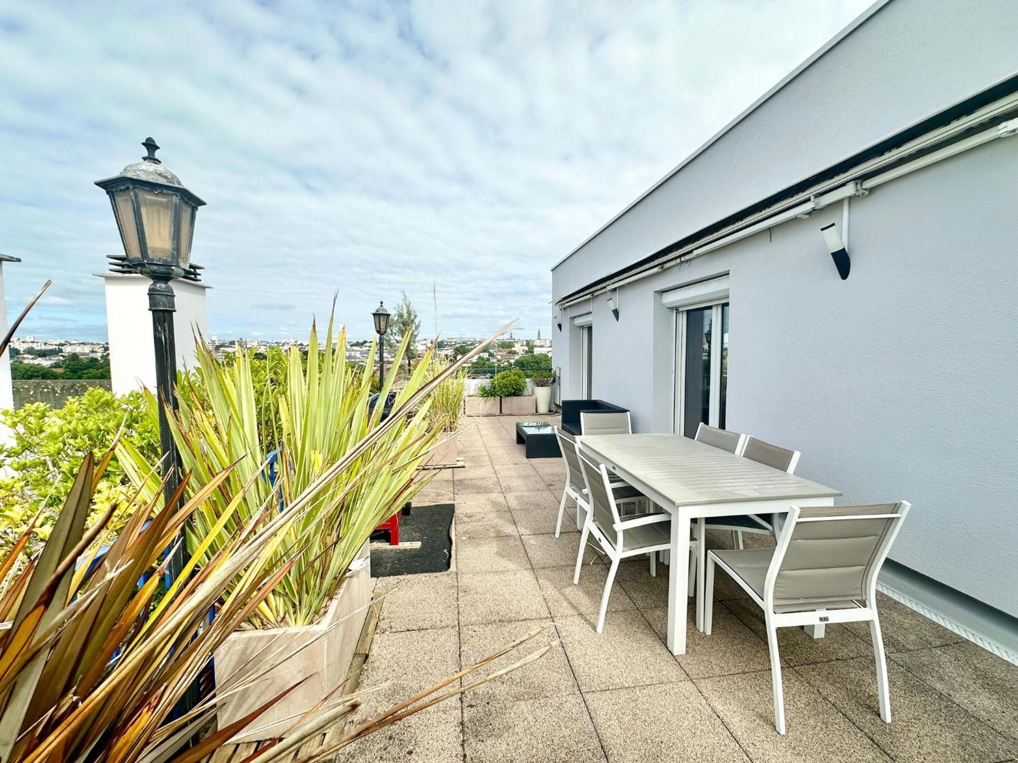 Le Panoramique, Splendide Avec Vue Sur La Vienne Appartement Limoges Buitenkant foto